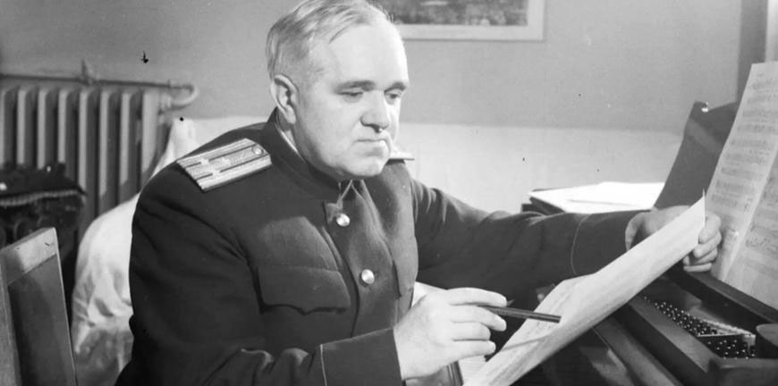 Александр Александров